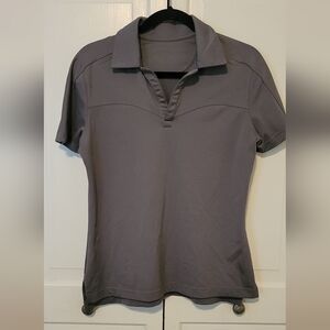 Gray V-Neck Short Sleeve Top